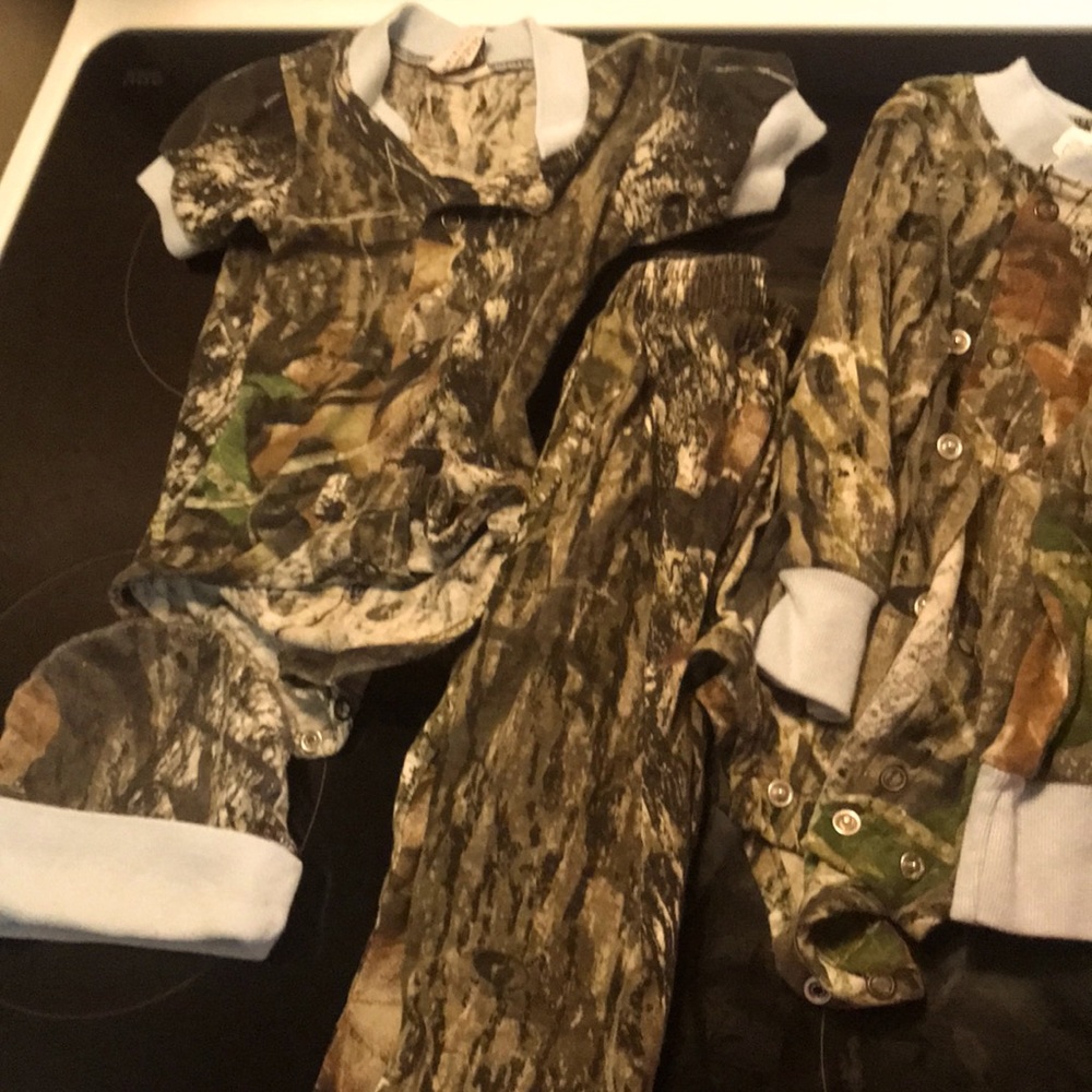 Baby boys 3-6 month blue and camo 4piece set
